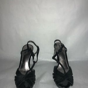 Platform strappy vintage inspired sandals